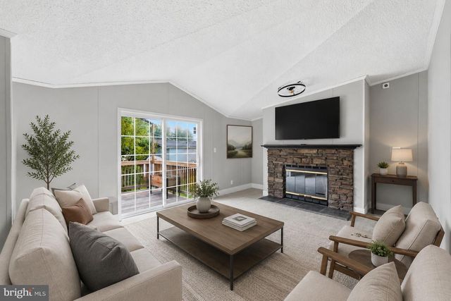 415 DUTCH DR, Lothian, MD 20711