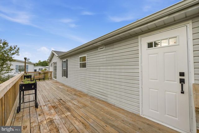 415 DUTCH DR, Lothian, MD 20711