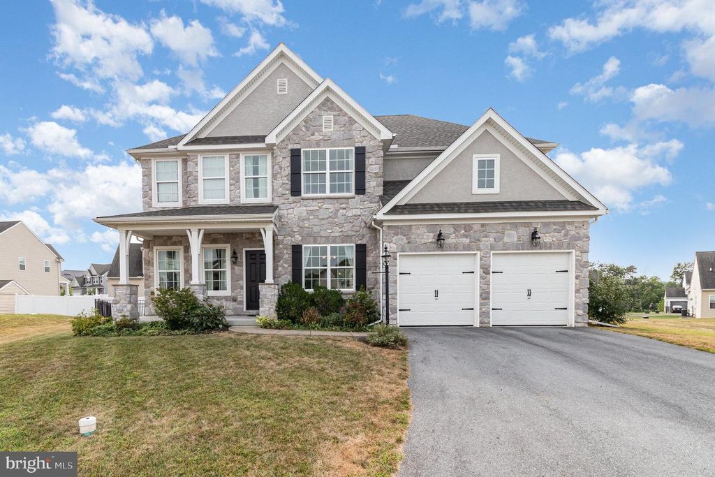 1808 CAMEO CT, Harrisburg, PA 17110