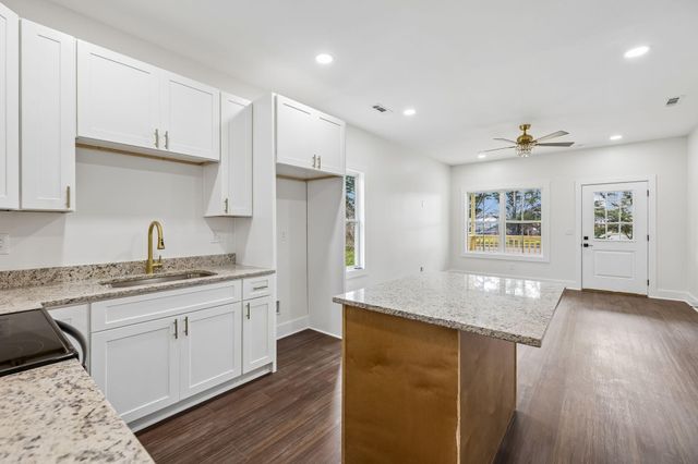 311 Crescent Avenue, Chickamauga, GA 30707