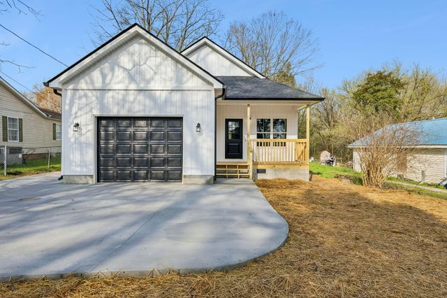 311 Crescent Avenue, Chickamauga, GA 30707