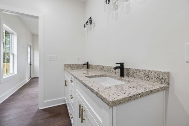 311 Crescent Avenue, Chickamauga, GA 30707