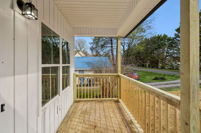 311 Crescent Avenue, Chickamauga, GA 30707