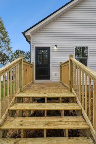 311 Crescent Avenue, Chickamauga, GA 30707