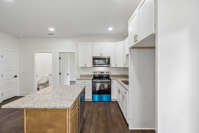 311 Crescent Avenue, Chickamauga, GA 30707