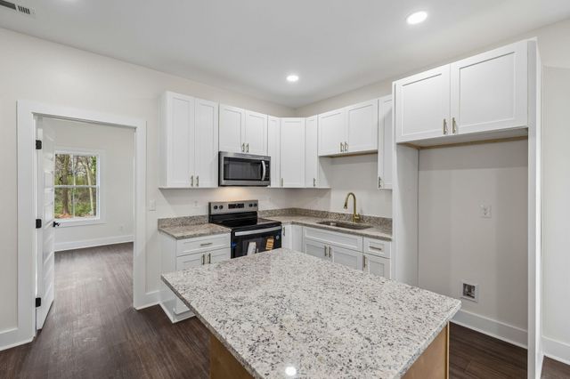 311 Crescent Avenue, Chickamauga, GA 30707