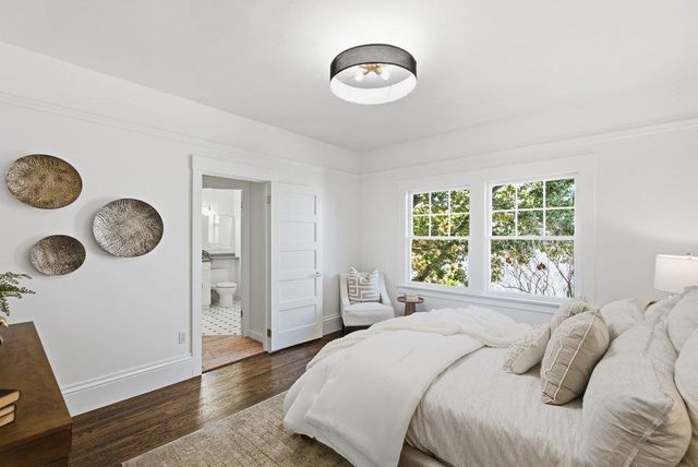 732 Farringdon Lane, Burlingame, CA 94010