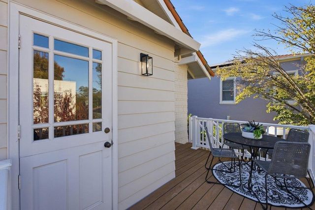 732 Farringdon Lane, Burlingame, CA 94010
