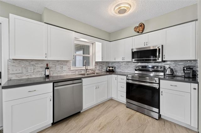 6550 S WEST SHORE CIRCLE, Tampa, FL 33616