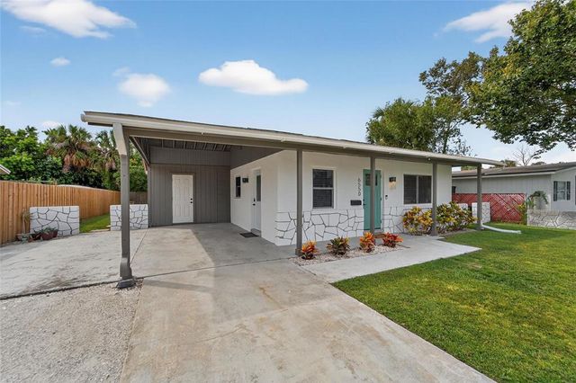 6550 S WEST SHORE CIRCLE, Tampa, FL 33616