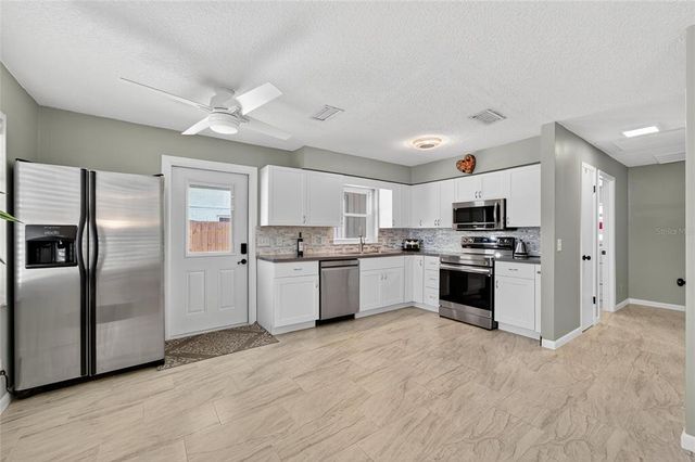 6550 S WEST SHORE CIRCLE, Tampa, FL 33616