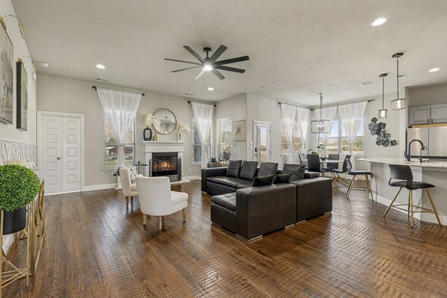 1208 Redbud Street, Howe, TX 75459