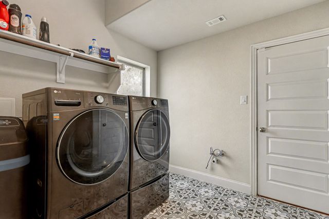 1208 Redbud Street, Howe, TX 75459