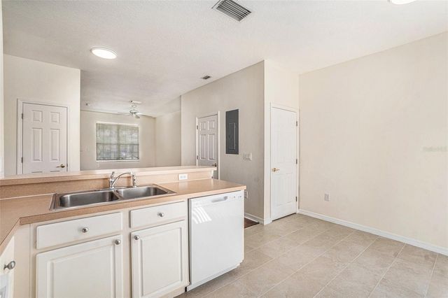 11676 DECLARATION DRIVE, Tampa, FL 33635
