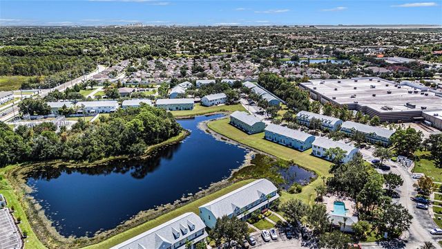11676 DECLARATION DRIVE, Tampa, FL 33635