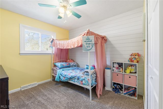 110 Wilshire Court, Elyria, OH 44035