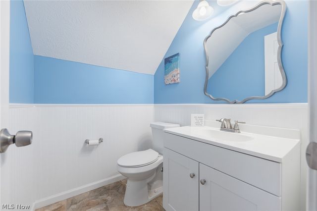 110 Wilshire Court, Elyria, OH 44035