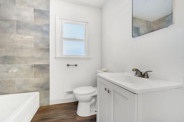 7016 W Thurston COURT, Milwaukee, WI 53218