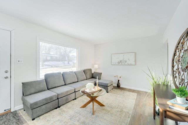 7016 W Thurston COURT, Milwaukee, WI 53218