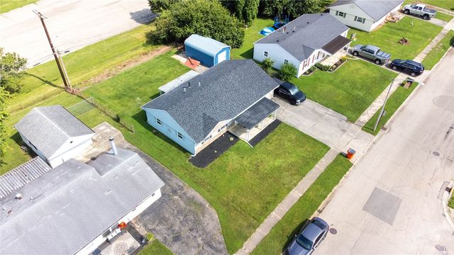 803 Weinland Drive, Park Layne, OH 45344