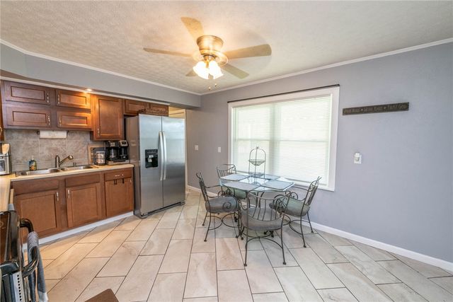 803 Weinland Drive, Park Layne, OH 45344