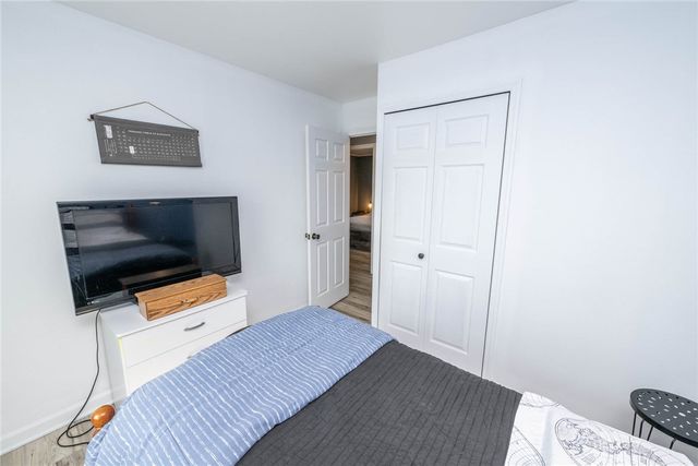803 Weinland Drive, Park Layne, OH 45344