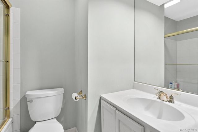 806 Eagle Bay Drive, Ossining, NY 10562