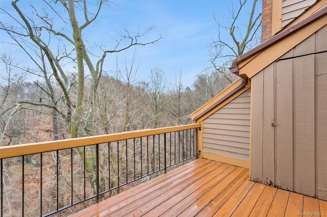 806 Eagle Bay Drive, Ossining, NY 10562