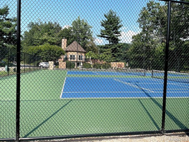 806 Eagle Bay Drive, Ossining, NY 10562