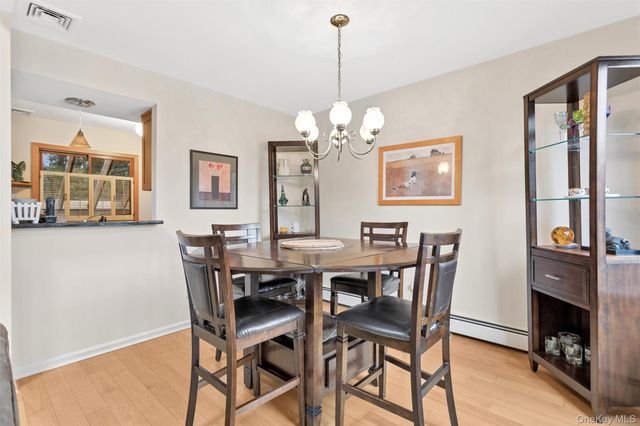 806 Eagle Bay Drive, Ossining, NY 10562