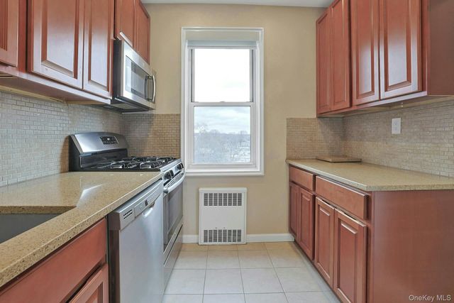 1255 North Avenue B-5M, New Rochelle, NY 10804