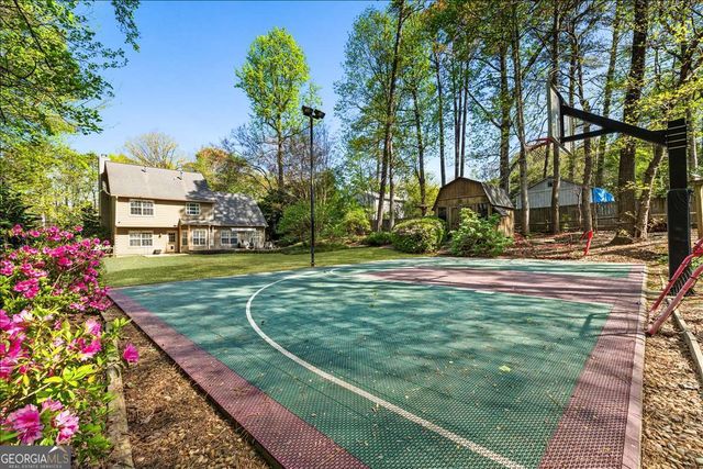 4212 Willow Walk SW, Lilburn, GA 30047