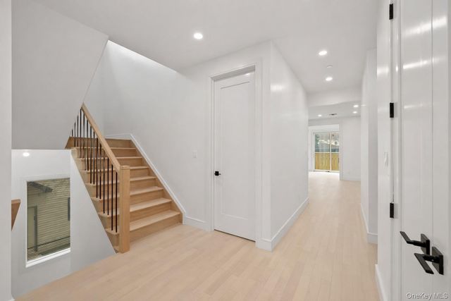 13 Warren Court 202, Monsey, NY 10952