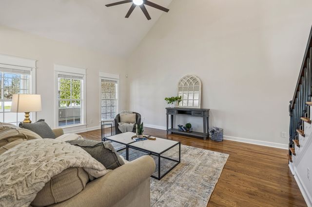 502 Beverly Randolph Dr, Murfreesboro, TN 37129