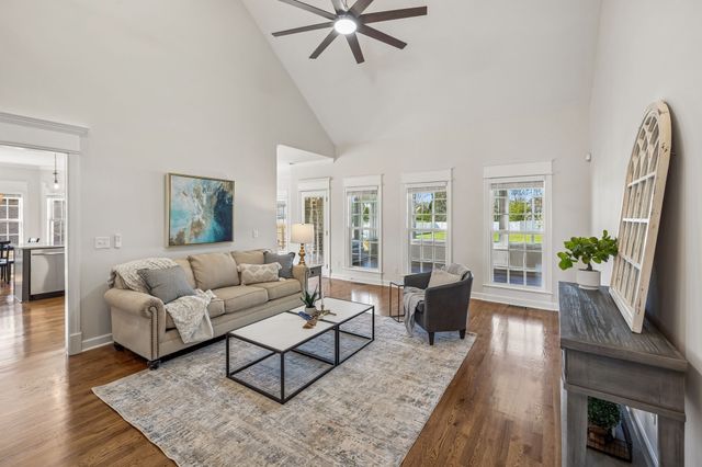 502 Beverly Randolph Dr, Murfreesboro, TN 37129