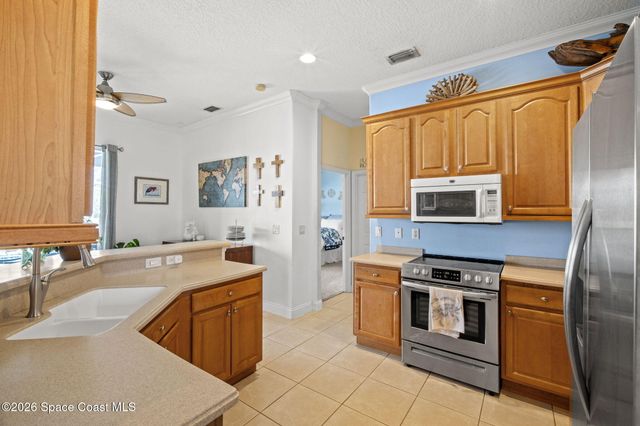 843 Woodbine Drive, Merritt Island, FL 32952