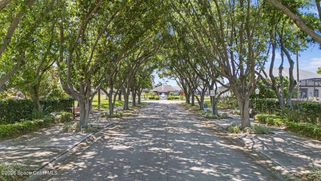 843 Woodbine Drive, Merritt Island, FL 32952