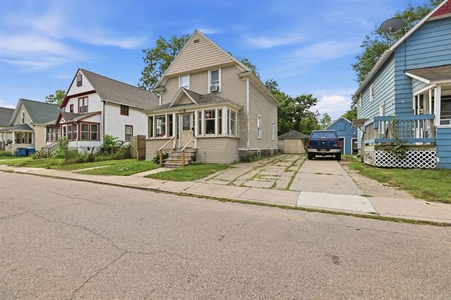 1612 Hays Park Avenue, Kalamazoo, MI 49001