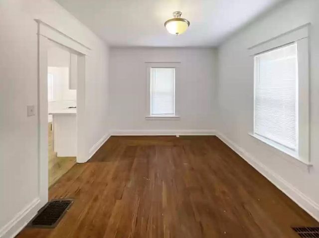 1612 Hays Park Avenue, Kalamazoo, MI 49001