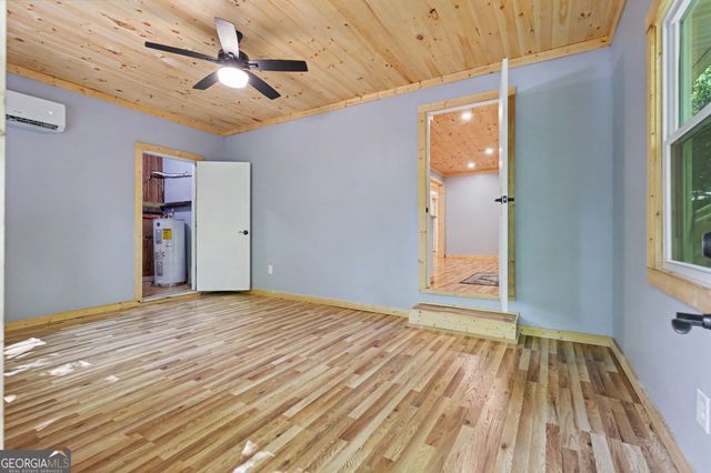 55 Wallace Street, Clayton, GA 30525