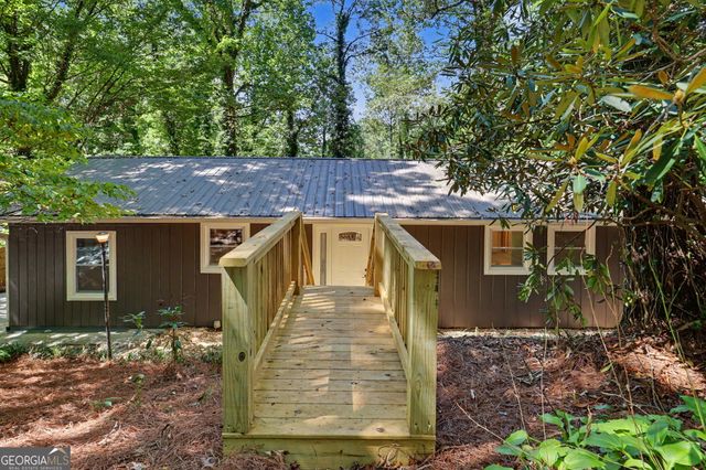 55 Wallace Street, Clayton, GA 30525