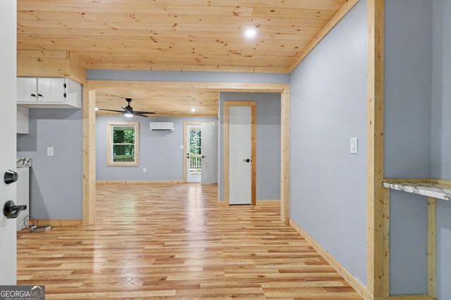 55 Wallace Street, Clayton, GA 30525