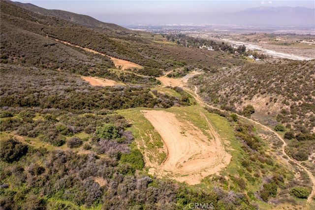 2 Plummers Lane, Mentone, CA 92359