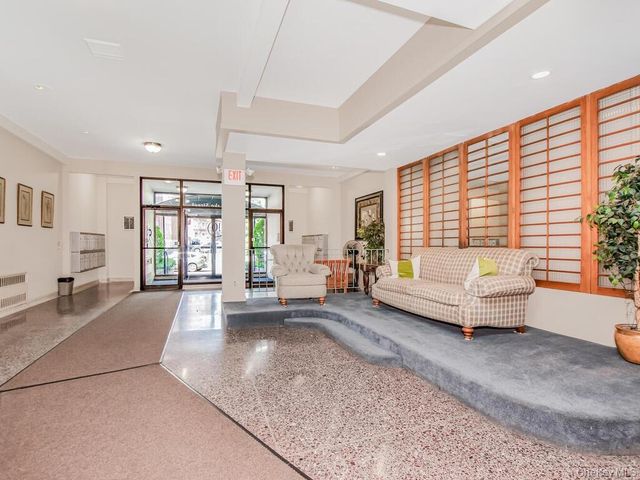 10 Lake Street 3K, White Plains, NY 10603