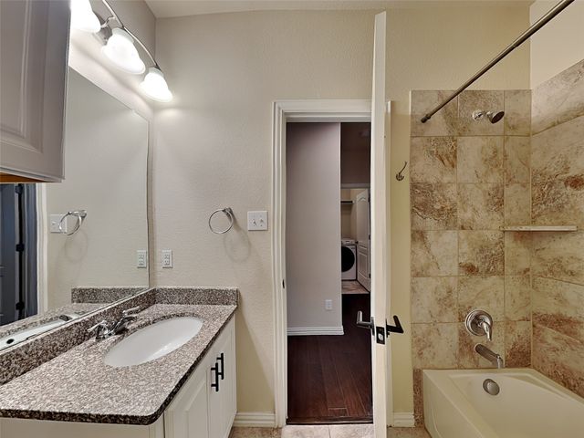 816 Water Garden Circle, Little Elm, TX 75068