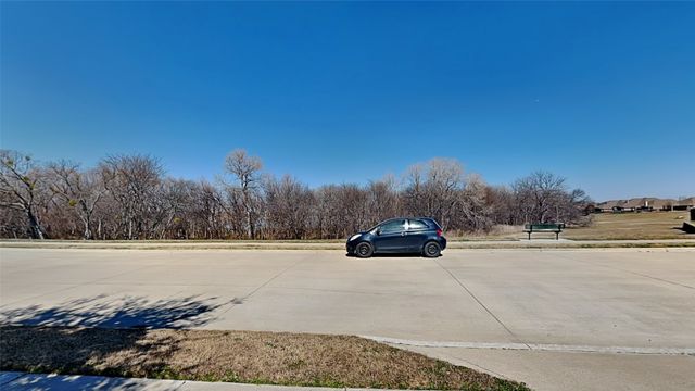 816 Water Garden Circle, Little Elm, TX 75068