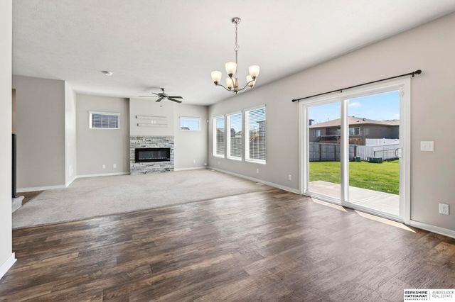 15010 S 19th Street, Bellevue, NE 68123