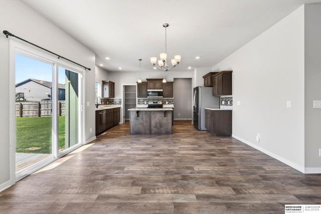 15010 S 19th Street, Bellevue, NE 68123