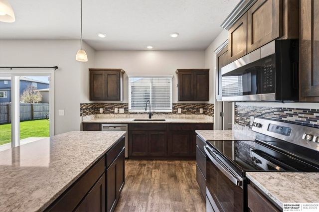 15010 S 19th Street, Bellevue, NE 68123