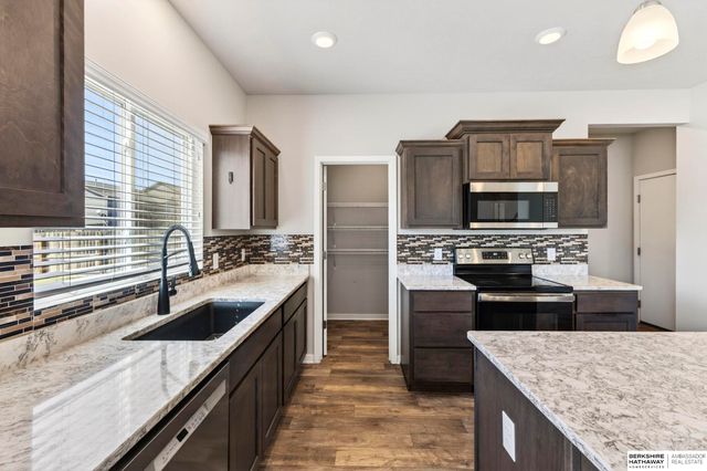 15010 S 19th Street, Bellevue, NE 68123